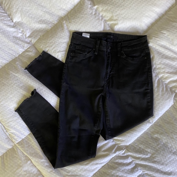 Joe’s Jeans Black with Raw Hem - Picture 1 of 6